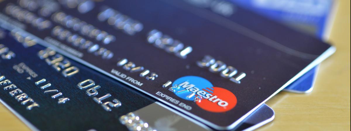 The Consumer Council wants to remind consumers that from this Saturday businesses can no longer apply an additional charge (surcharge) to your order when you pay by debit or credit card.