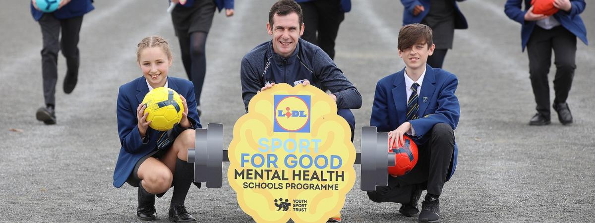 Year eight and nine students at Antrim Grammar received a series of workshops earlier this week, delivered by Co. Antrim Olympic runner, Michael McKillop MBE. Pictured (L-R) alongside Michael McKillop MBE are Macy Raphael and Jake Irvine. Racing to the finish line (L-R) are Oliver Dean, Claire Suffern, Caleb Whiteway, Leona Nelson, Louis Onion.