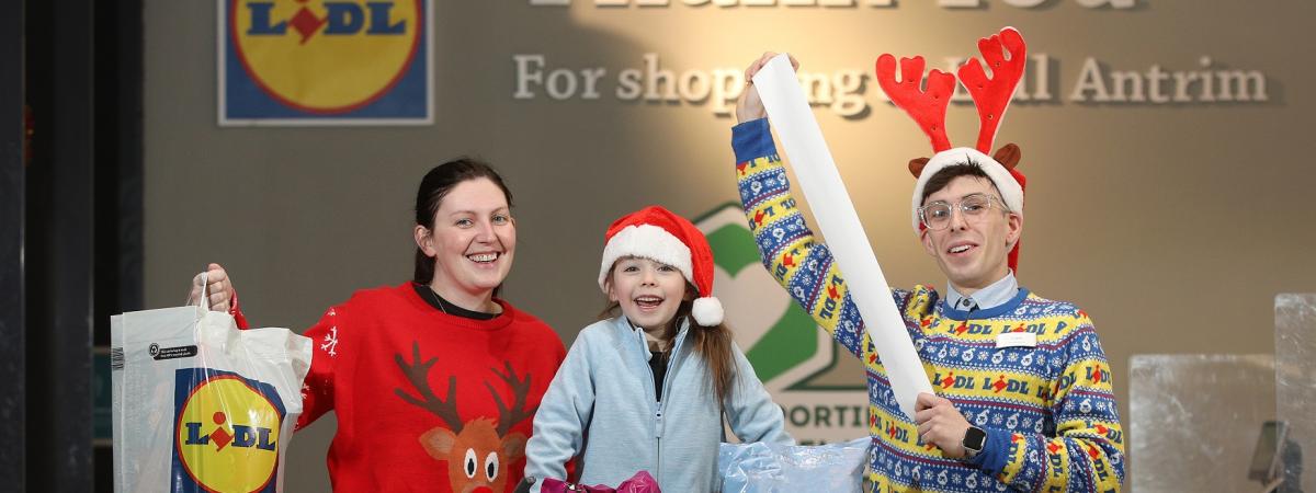 41 lucky shoppers across Northern Ireland take part in festive dash to bag their entire Christmas shop for free in support of NSPCC Northern Ireland