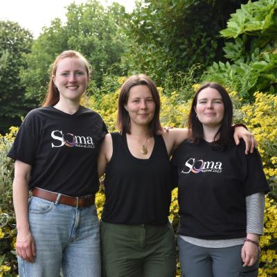 Kathryn Shaw (MBS co-ordinator), Áine Nic Lúirg (events co-ordinator), Lorna Nic Cathmhaoil (Programme & Events co-ordinator)
